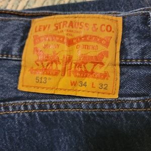 Levis